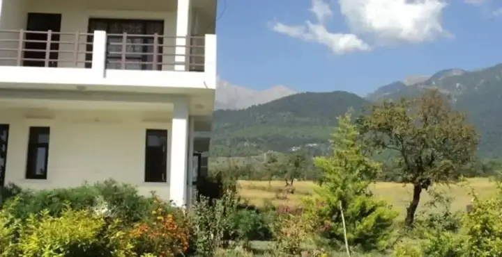 Кангра: Kandbari Hills