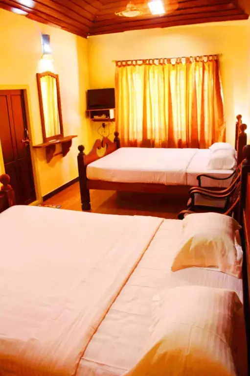 Вадуванчхар: Chandragiri Bungalow