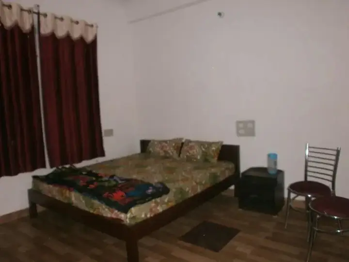 Сарнатх: Samrat Palace Guest House