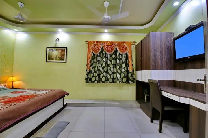 Малда: Hotel Gitanjali Maldah