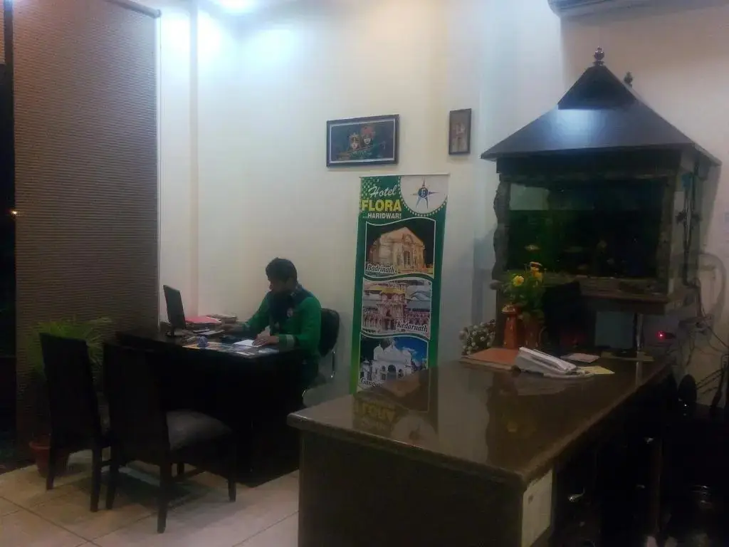 Бахадрабад: Hotel Flora Haridwar