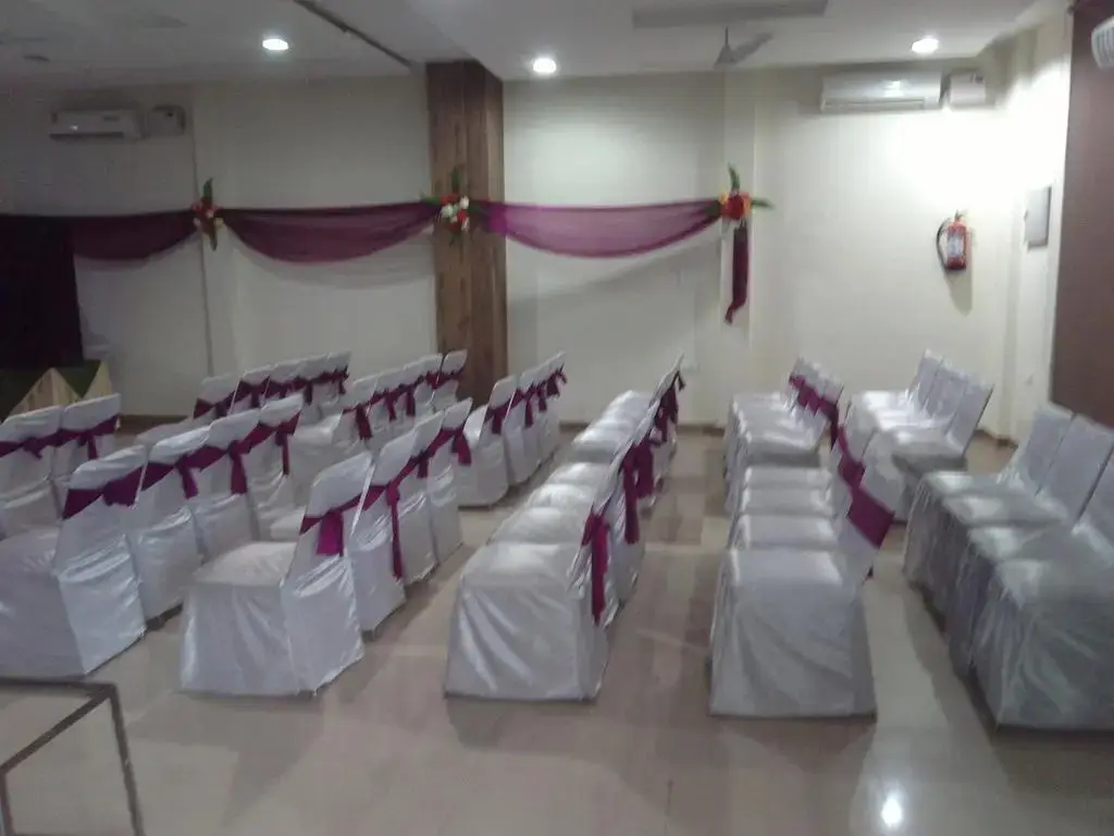 Бахадрабад: Hotel Flora Haridwar