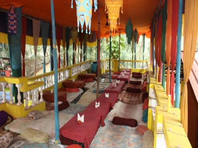 Вагатор: Sunita Guest House