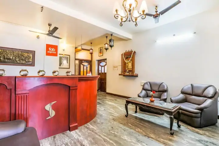 Пудучерри: FabExpress Santhi Inn