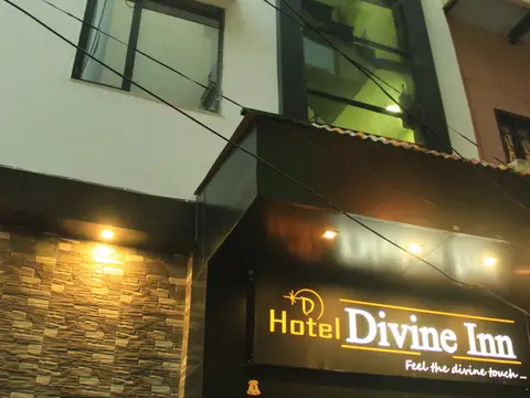 Hotel Divine Inn — фото 1