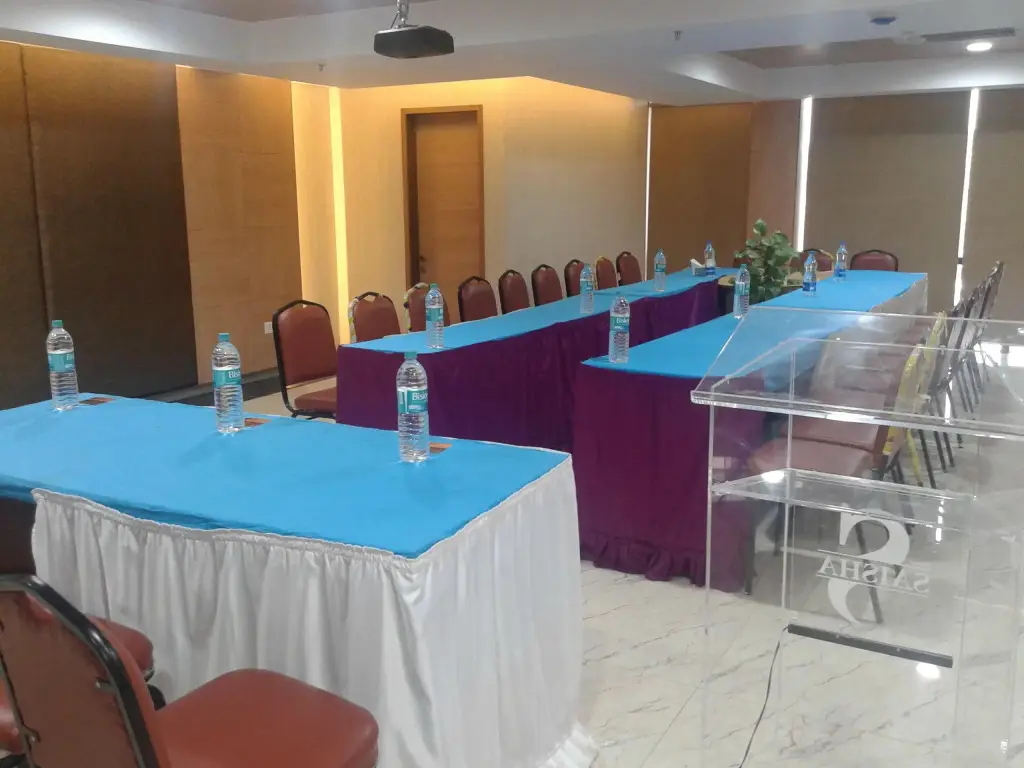 Чиплун: Hotel Saisha