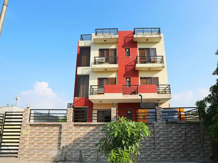 Нойда: OYO Rooms Noida City Centre
