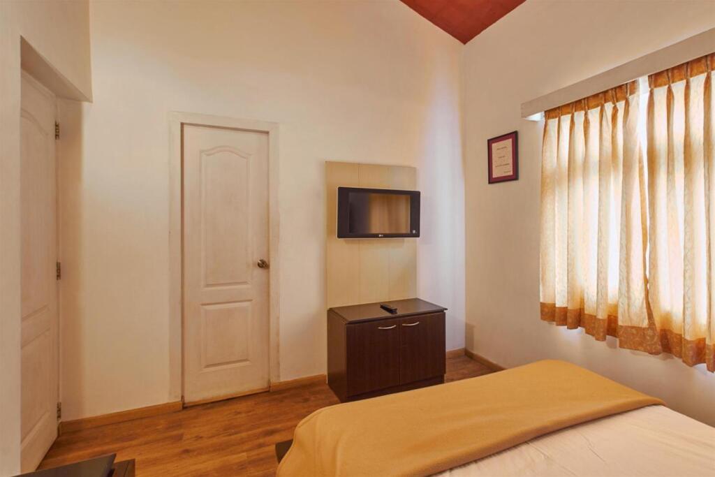 Ути: Sabol Holiday Resorts