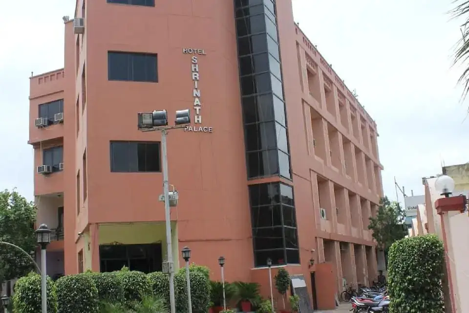 Крепость Jhansi: Hotel Shrinath Palace