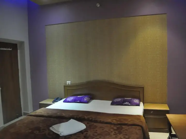 Джайпур: Hotel Sugandh Retreat