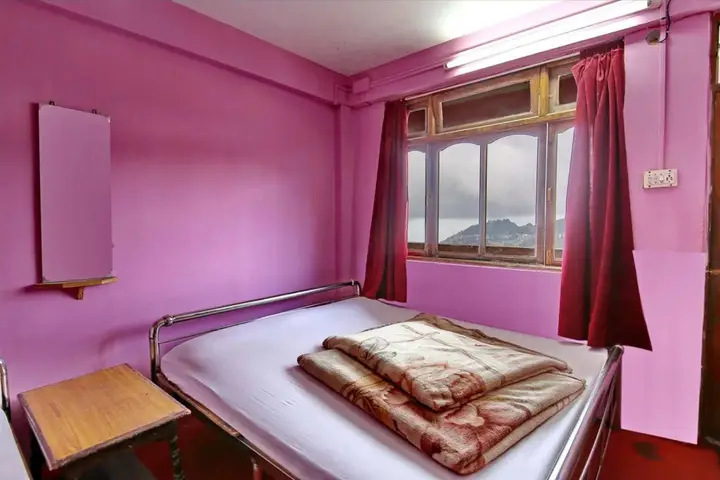 Дарджилинг: Bon's Central View
