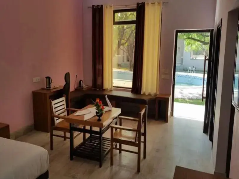 Наинитал: The Cloud9 Resort