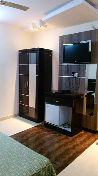 Канпур: Hotel Kanishka