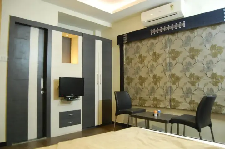 Индаур: Hotel Purva