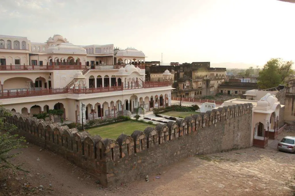 Ачрол: Shahpura Haveli