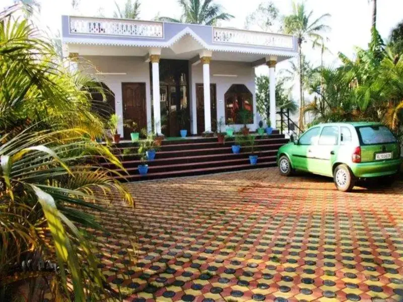 Султан-Батери: Karakkatt Holiday Home