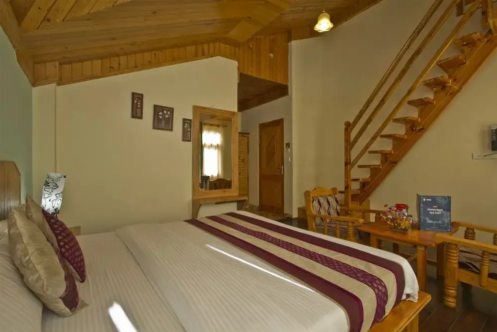 Манали: OYO 8866 Mountain Face Cottage