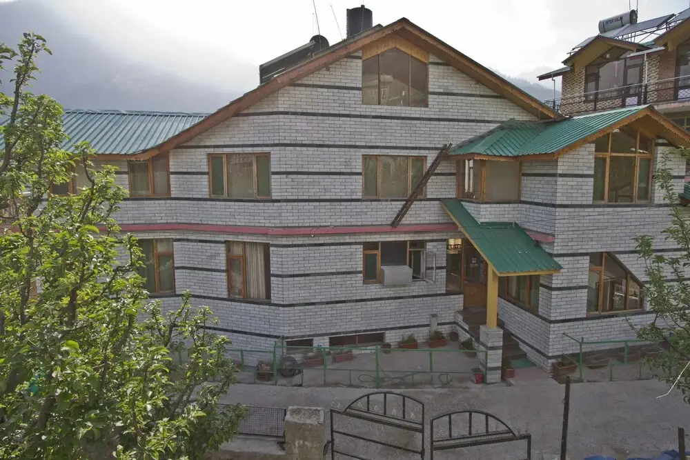 OYO 8866 Mountain Face Cottage — фото 1