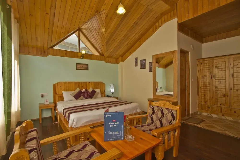 Манали: OYO 8866 Mountain Face Cottage