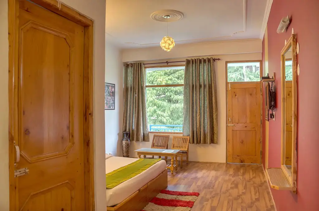 Манали: Treebo Trend Celebriti Manali