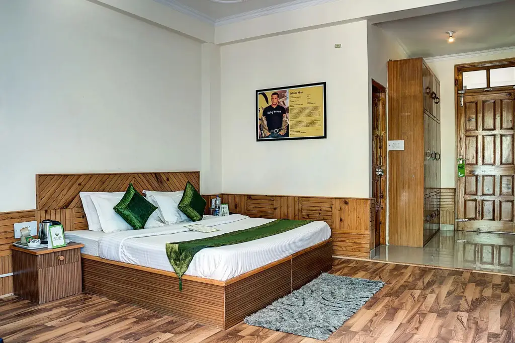 Манали: Treebo Trend Celebriti Manali