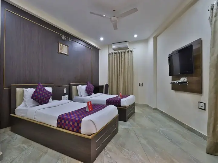 Вадодара: OYO 9512 Hotel Tulsi