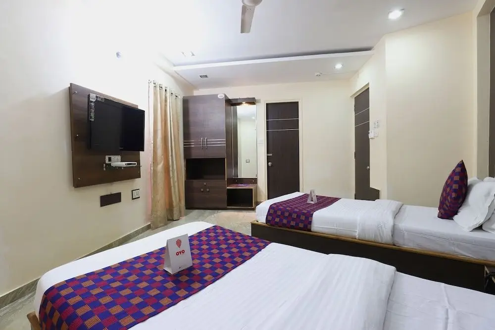 Вадодара: OYO 9512 Hotel Tulsi