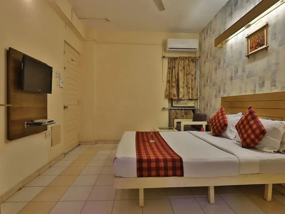 Вадодара: OYO 9512 Hotel Tulsi