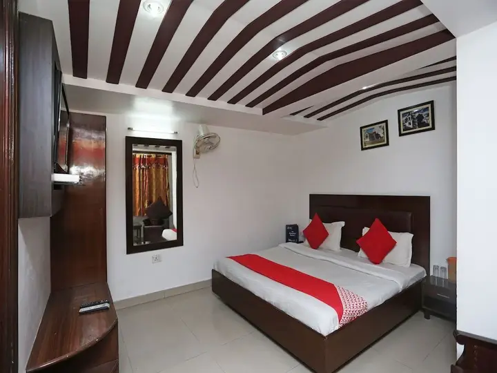 Массури: Hotel Ratan