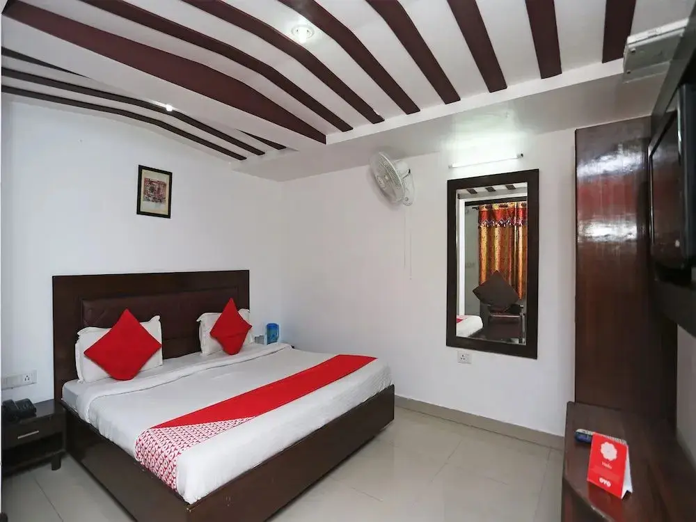 Массури: Hotel Ratan