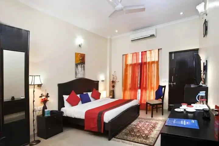 Гуруграм: Queens Apartments Gurgaon