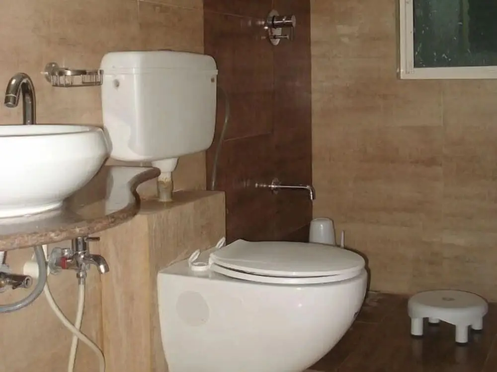 Ахмедабад: 10blossoms Signature service Apartment