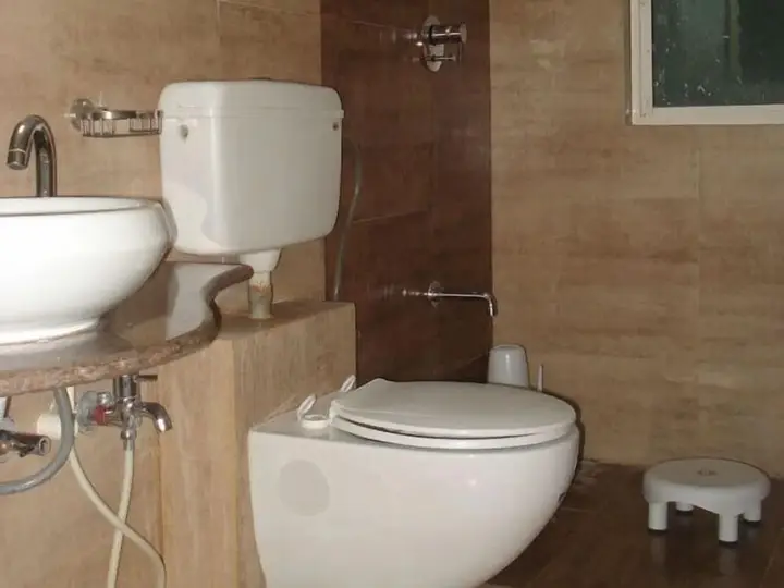 Ахмедабад: 10blossoms Signature service Apartment