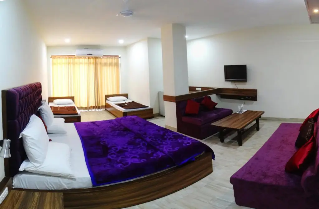 Hotel Bindal Residency — фото 1