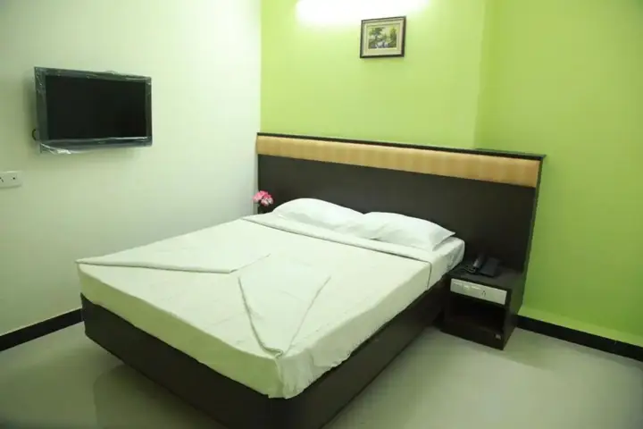 Пунди: Jeyam Residency