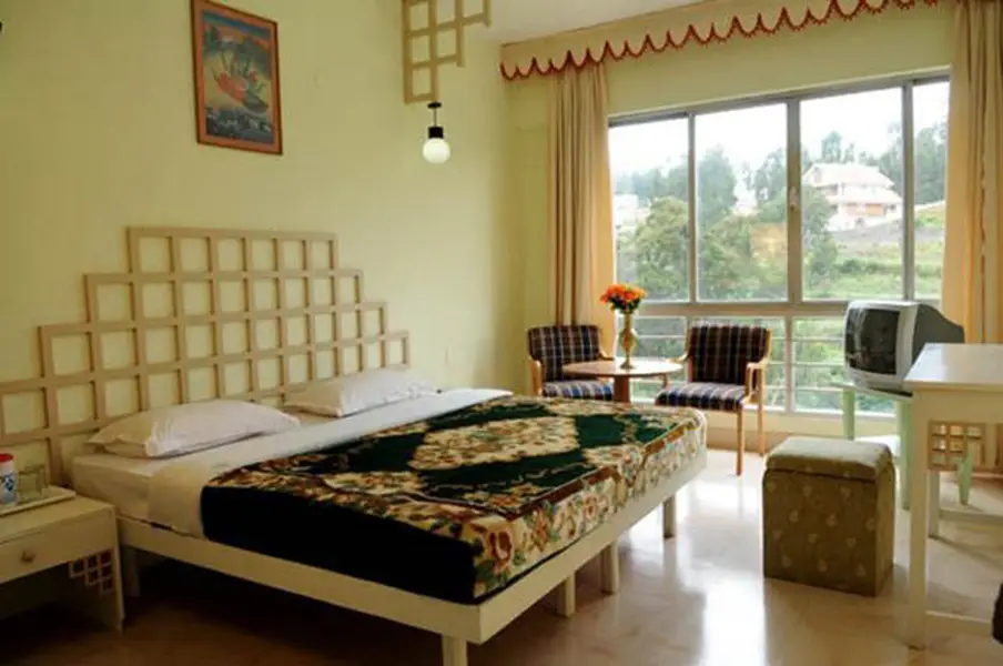 Ути: OYO Flagship 44245 Hotel Rainforest Thalayathimund