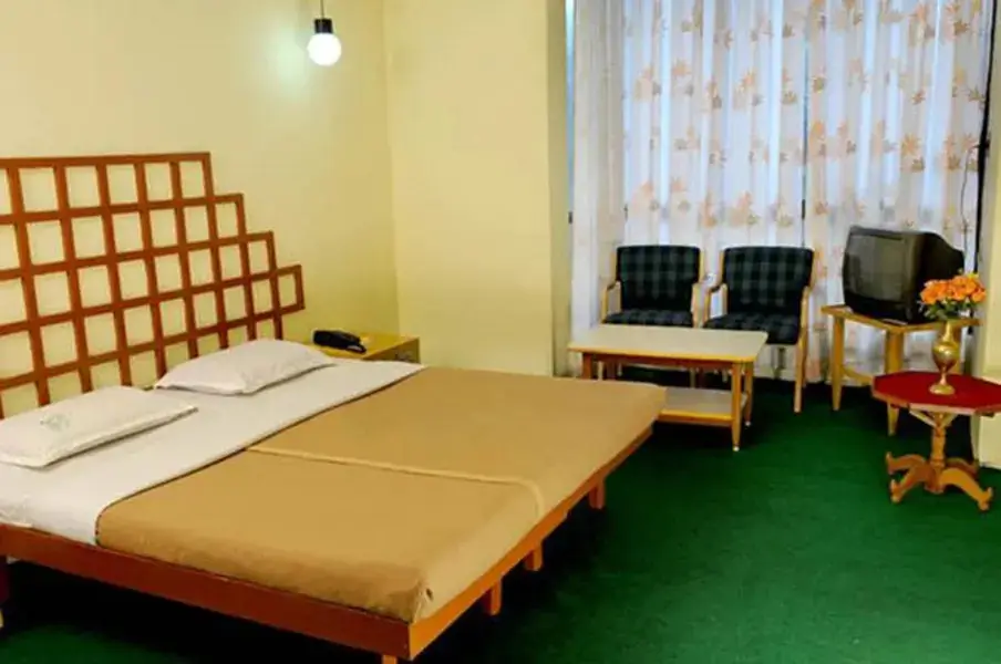 Ути: OYO Flagship 44245 Hotel Rainforest Thalayathimund