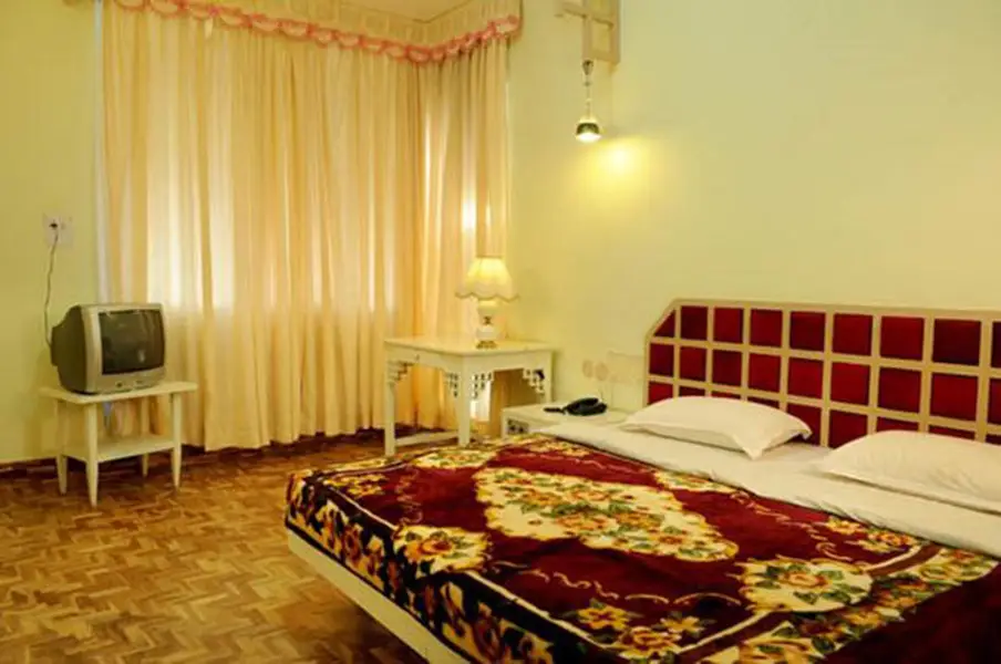 Ути: OYO Flagship 44245 Hotel Rainforest Thalayathimund