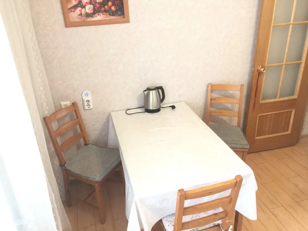 Санкт-Петербург: Naprotiv Metro Zvezdnaya Apartments