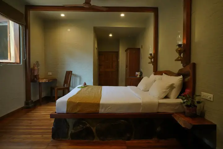 Колхапур: Nisarg Resort