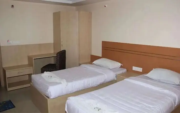 Хидерабад: OYO 13494 Hotel Nakshatra Inn