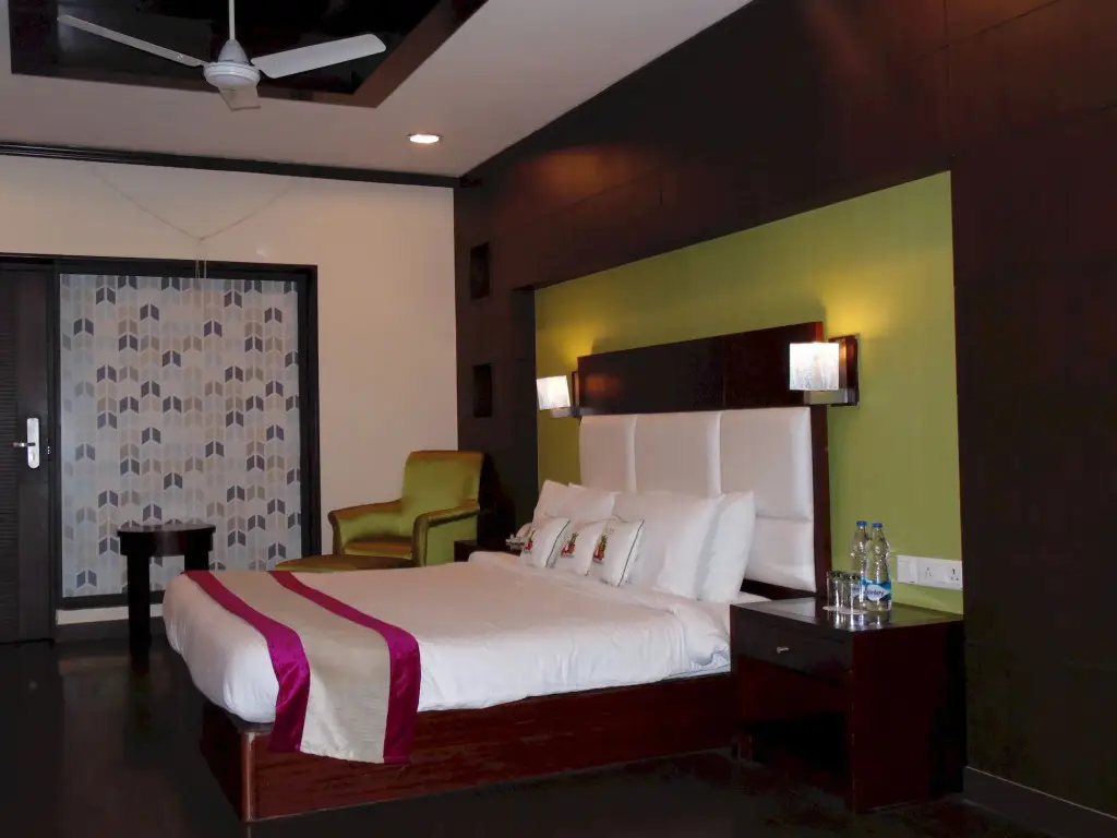 Наинитал: Hotel Saurabh Candy By Peppermint