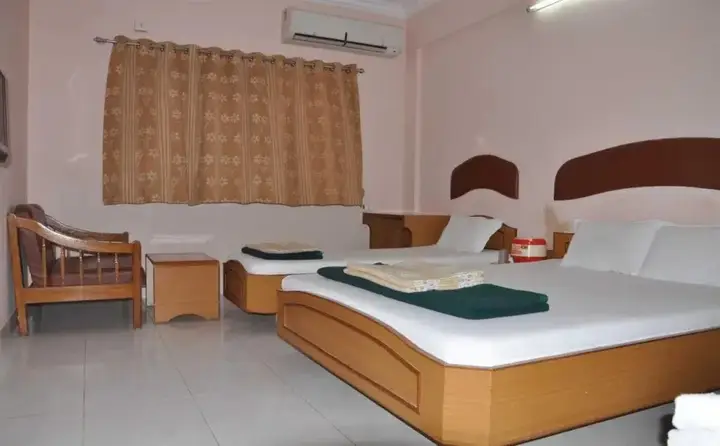Дварка: Hotel Shree Darshan