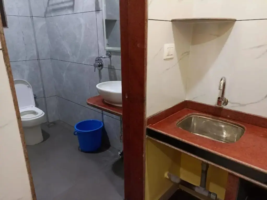 Арамбол: Goroomgo Om Ganesh Naik Cliff Side Guest House Goa