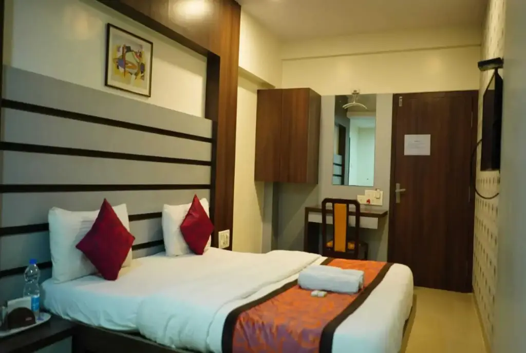 Нави-Мумбай: Sai Sharan Stay Inn