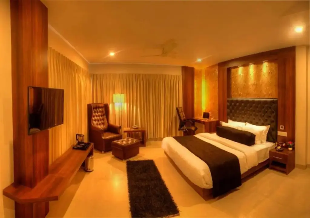 Майсур: The Dawn Hotel