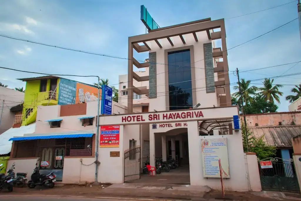 Hotel Sri Hayagriva — фото 1
