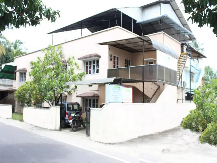 Эрамаллур: The Parrot Serviced Villa