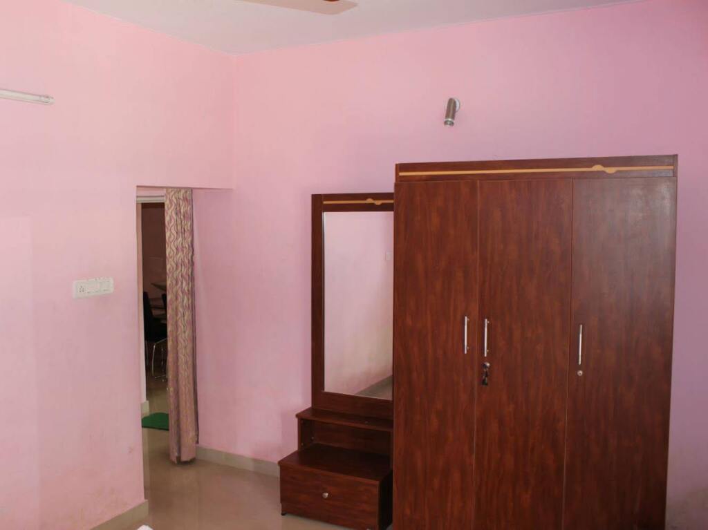 Эрамаллур: The Parrot Serviced Villa