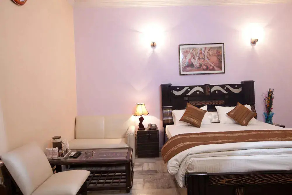 Нойда: Fabhotel Ivy Inn